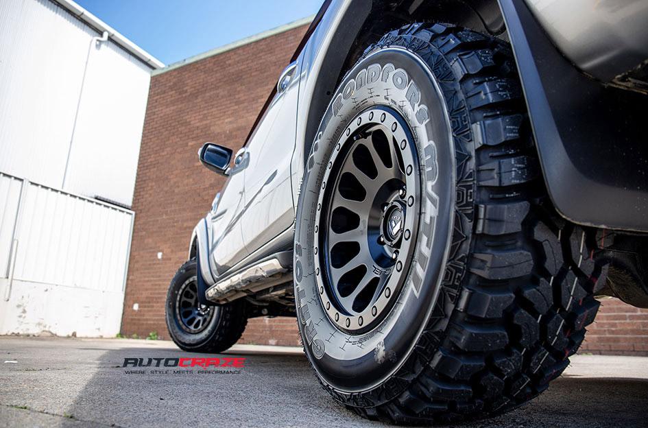 FORD-RANGER-VECTOR-MATTE-BLACK